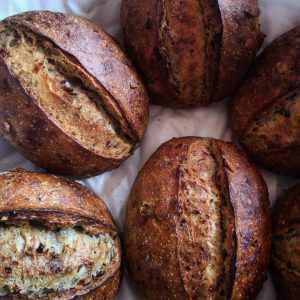 Pão de parmesão fresco