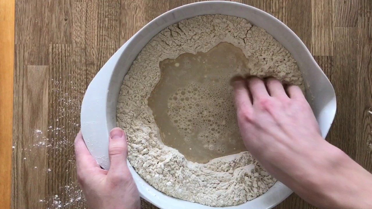 Autólise: misturar farinha e água